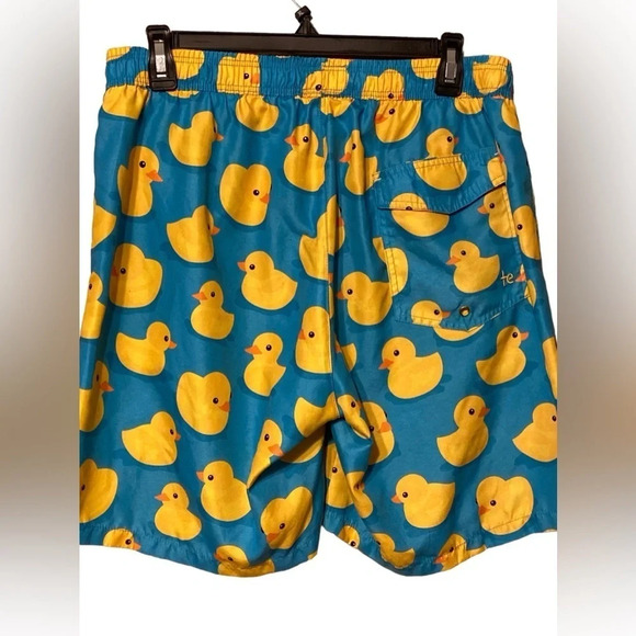 🌼 Rubber ducky shorts 🌼 - Picture 2 of 7